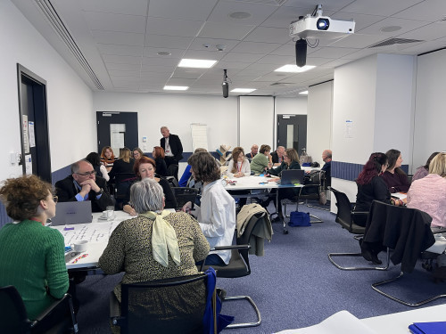 Prace warsztatowe uczestników spotkania